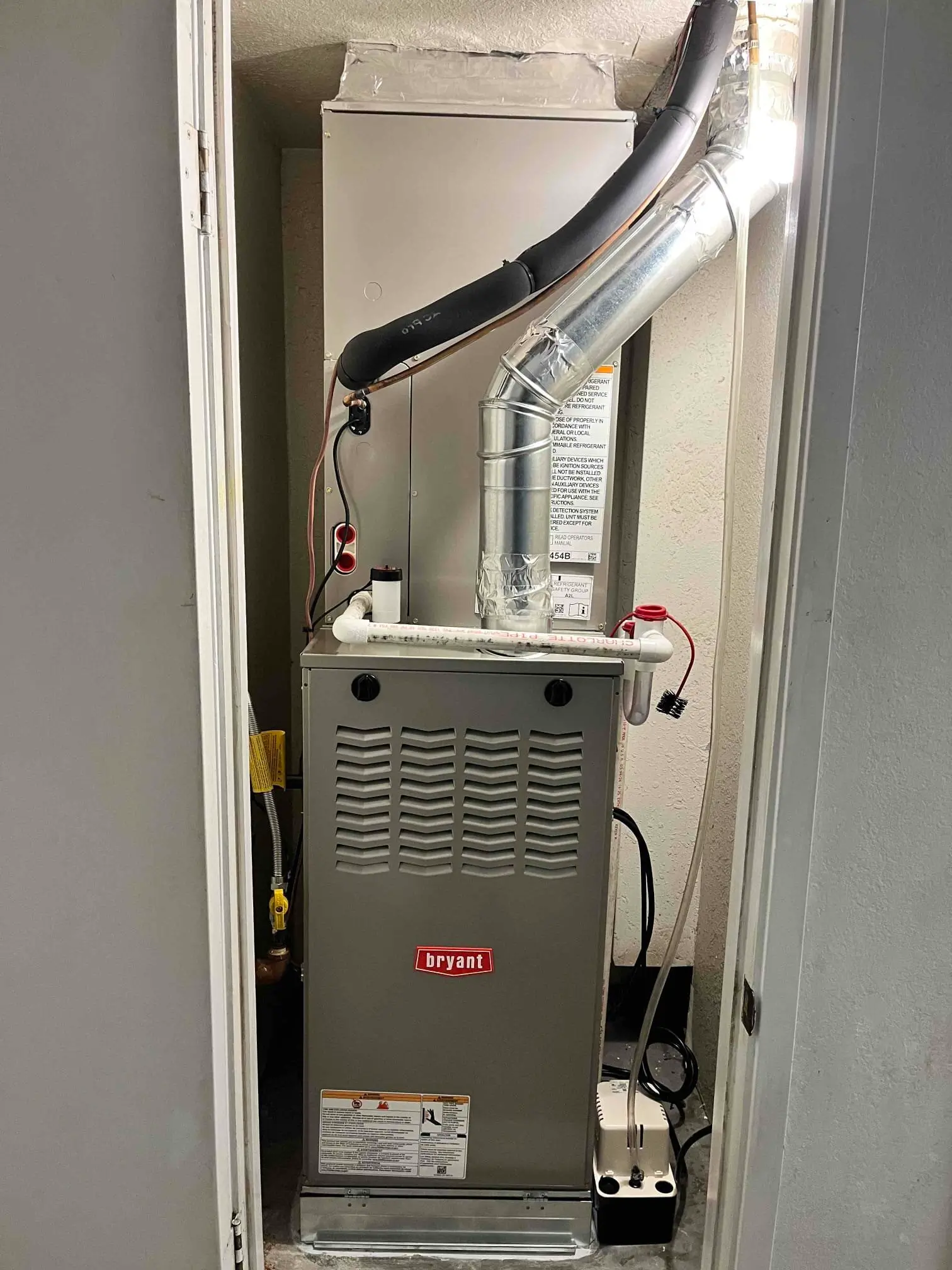 Portfolio image of SEER HVAC work done with a Bryant Unit in Tucson, Arizona.